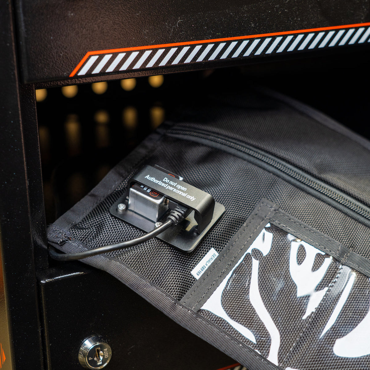 Mission Darkness Charge & Shield Faraday Bag zonder venster