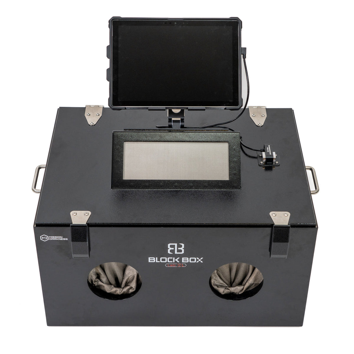 Mission Darkness BlockBox Lab XL met webcam en tablet