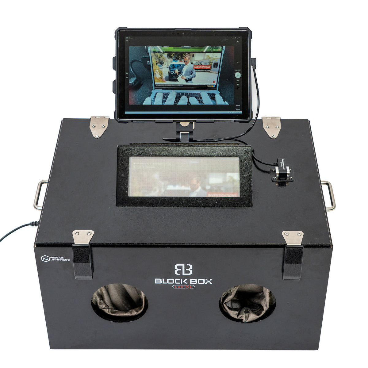 Mission Darkness BlockBox Lab XL met webcam en tablet
