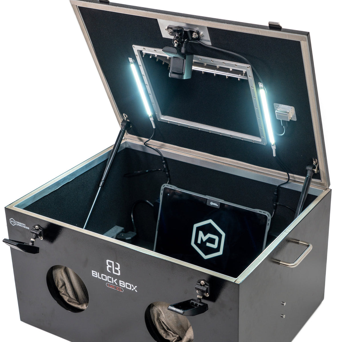 Mission Darkness BlockBox Lab XL met webcam en tablet